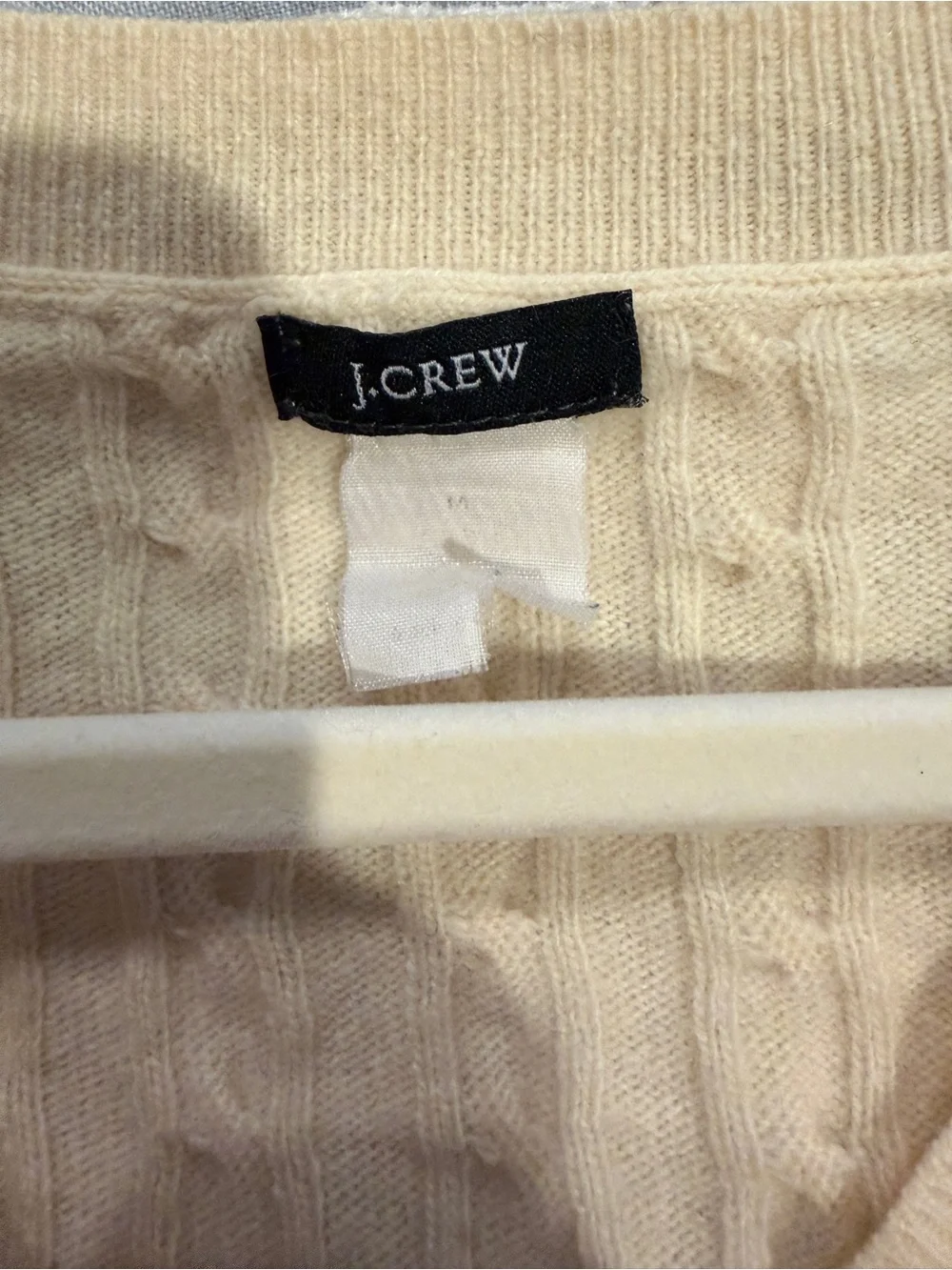 J.Crew Cream Cable Knit V-Neck Sweater Size Medium